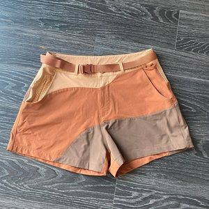 Outdoor Voices NWOT Zion hiking shorts